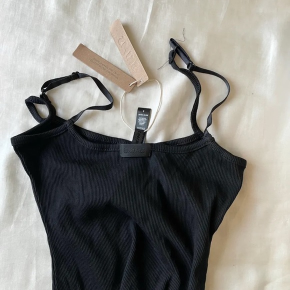 Skims dress - Picture 5 of 6